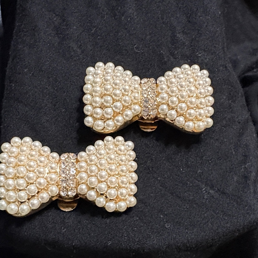 Pearl Bow Hair Clips - Gold Tone